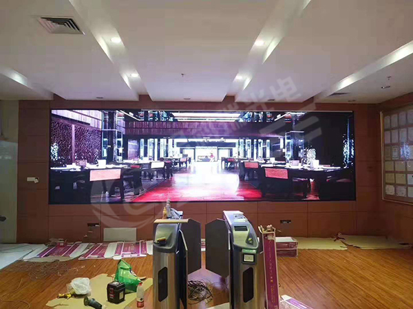 茂名熹龙国际大酒店室内P2.5全彩LED显示屏安装完成
